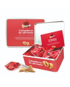 Calendario de adviento con galletas de la fortuna en lata