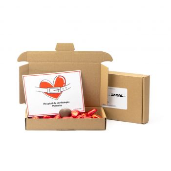 Caja postal con corazones de chocolate - Día enermería