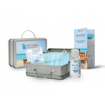 botella gel higiénico, par de guantes nitrilo y mascarilla quirúrgica