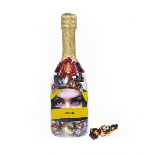 Botella de cava personalizada con bombones
