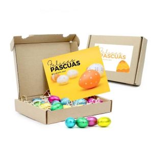 Huevos chocolate Pascua cajita kraft postal