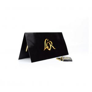 Tarjetón personalizado con chocolate